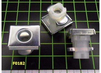 Зажим металлический с резьбой М6 - F0182