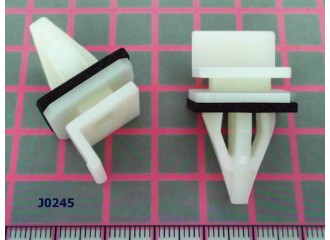 Клипсы крепления листвы порога Honda - J0245