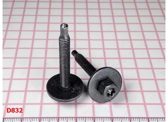 Винт Torx M6 - D832